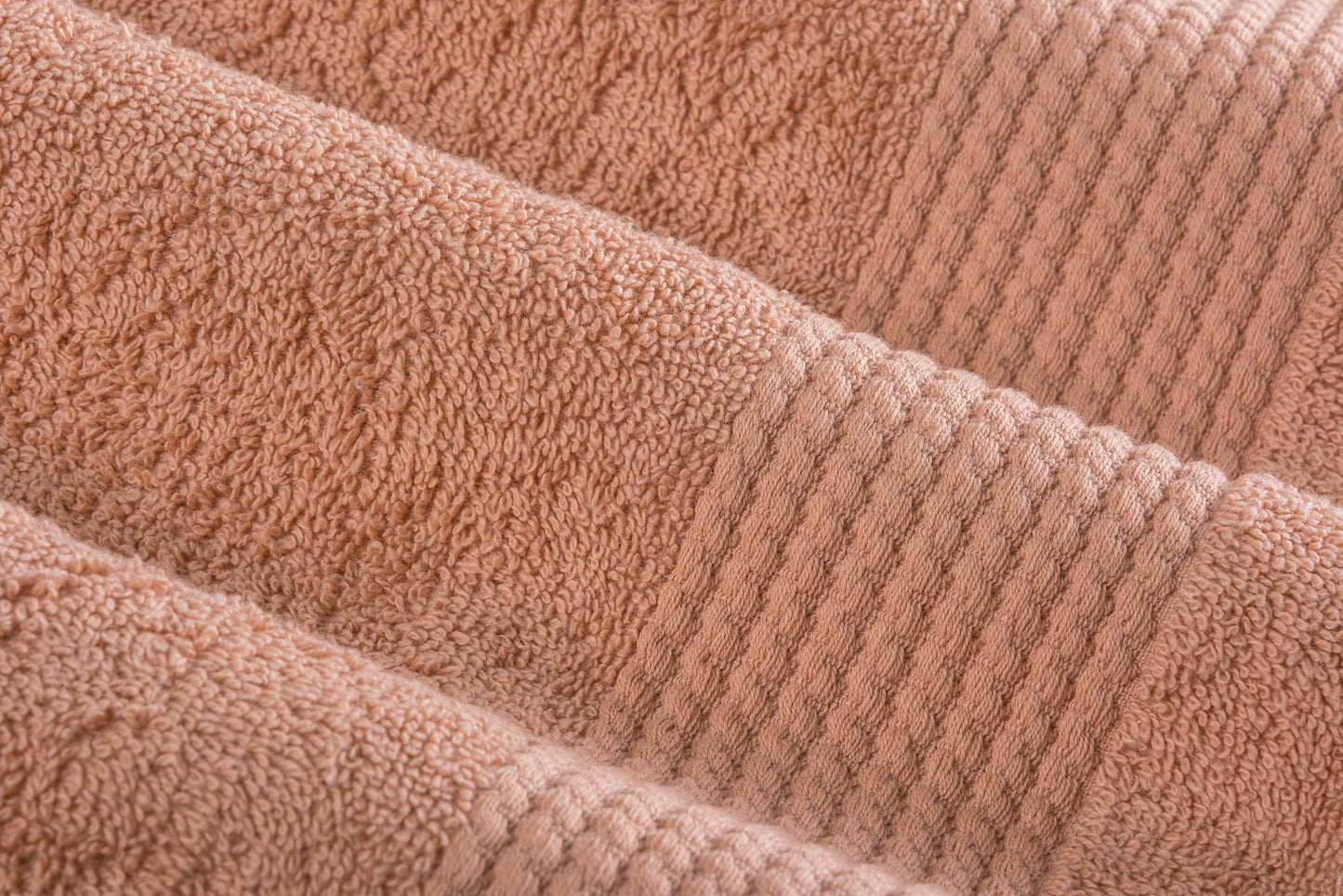 HALLEY Turkish Bath Towels Set – 4 Piece Bathroom Set, Ultra Soft, Machine Washable, Highly Absorbent, 100% Cotton - 650 GSM Luxury Spa Quality, 1 Bath Towels, 1 Hand Towels, 2 Washcloths - Peach