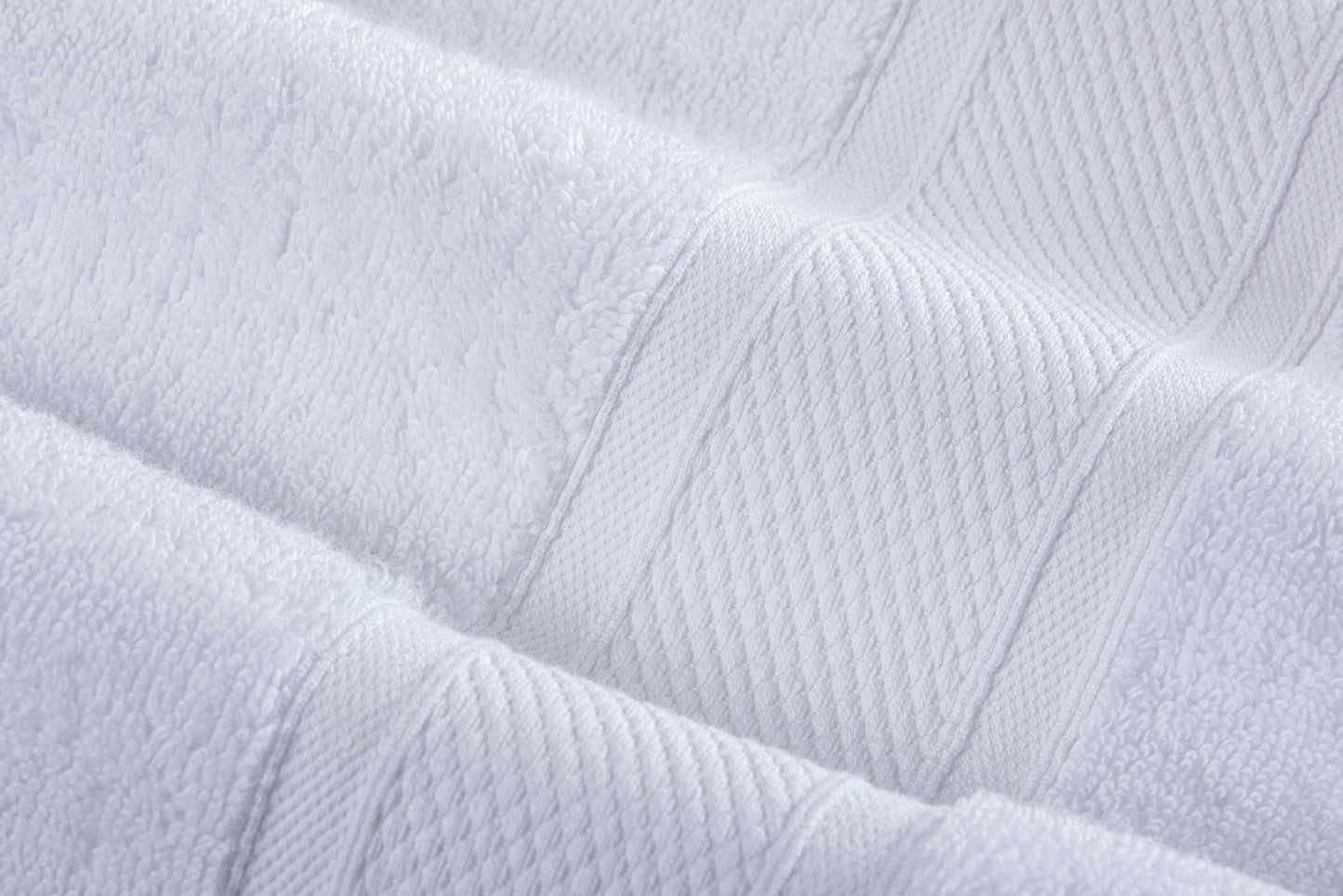 HALLEY Bath Towels 2-Pack - 100% Turkish Cotton Ultra Soft, Absorbent Bathroom Towels - Premium Quality, Machine Washable - White